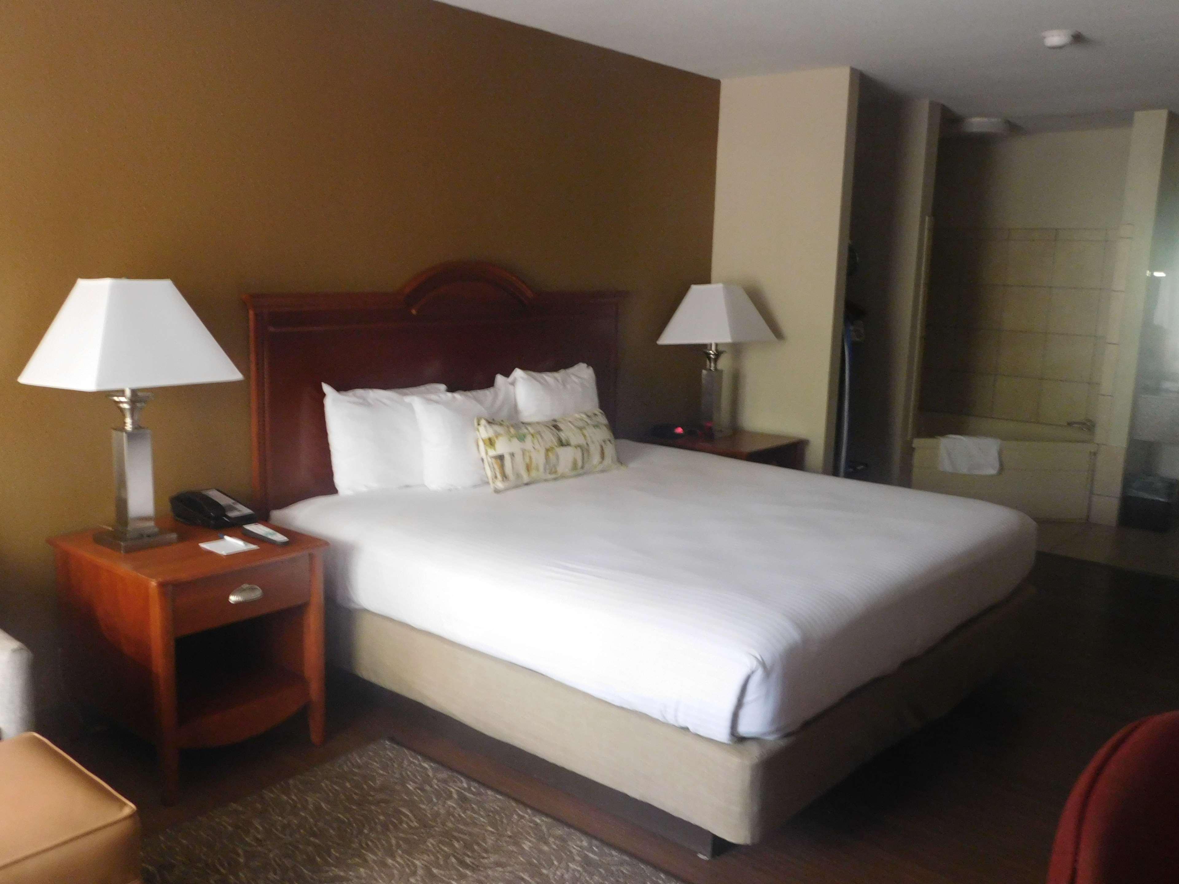 Best Western Shenandoah Inn Ньюнен Экстерьер фото