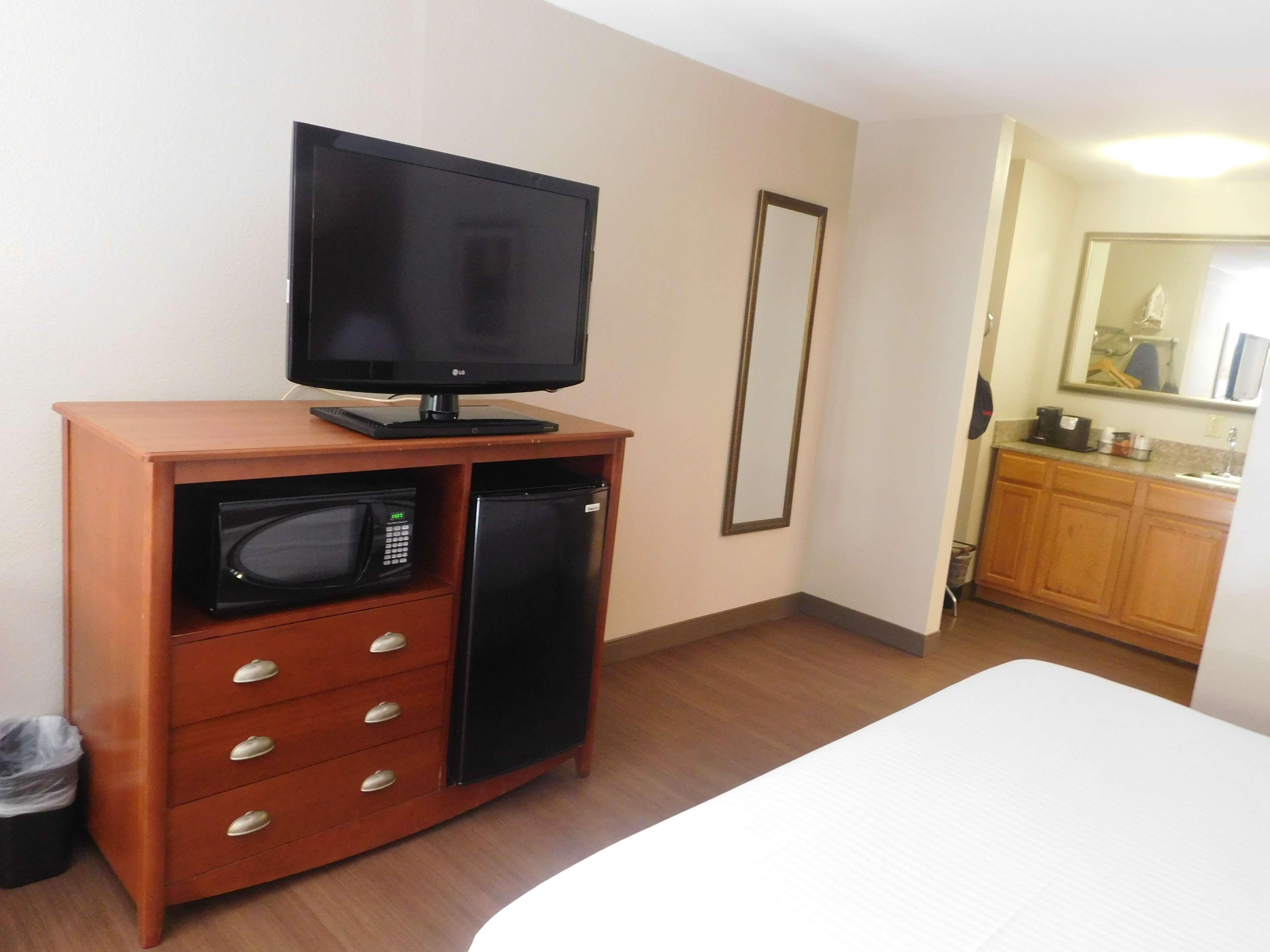 Best Western Shenandoah Inn Ньюнен Экстерьер фото