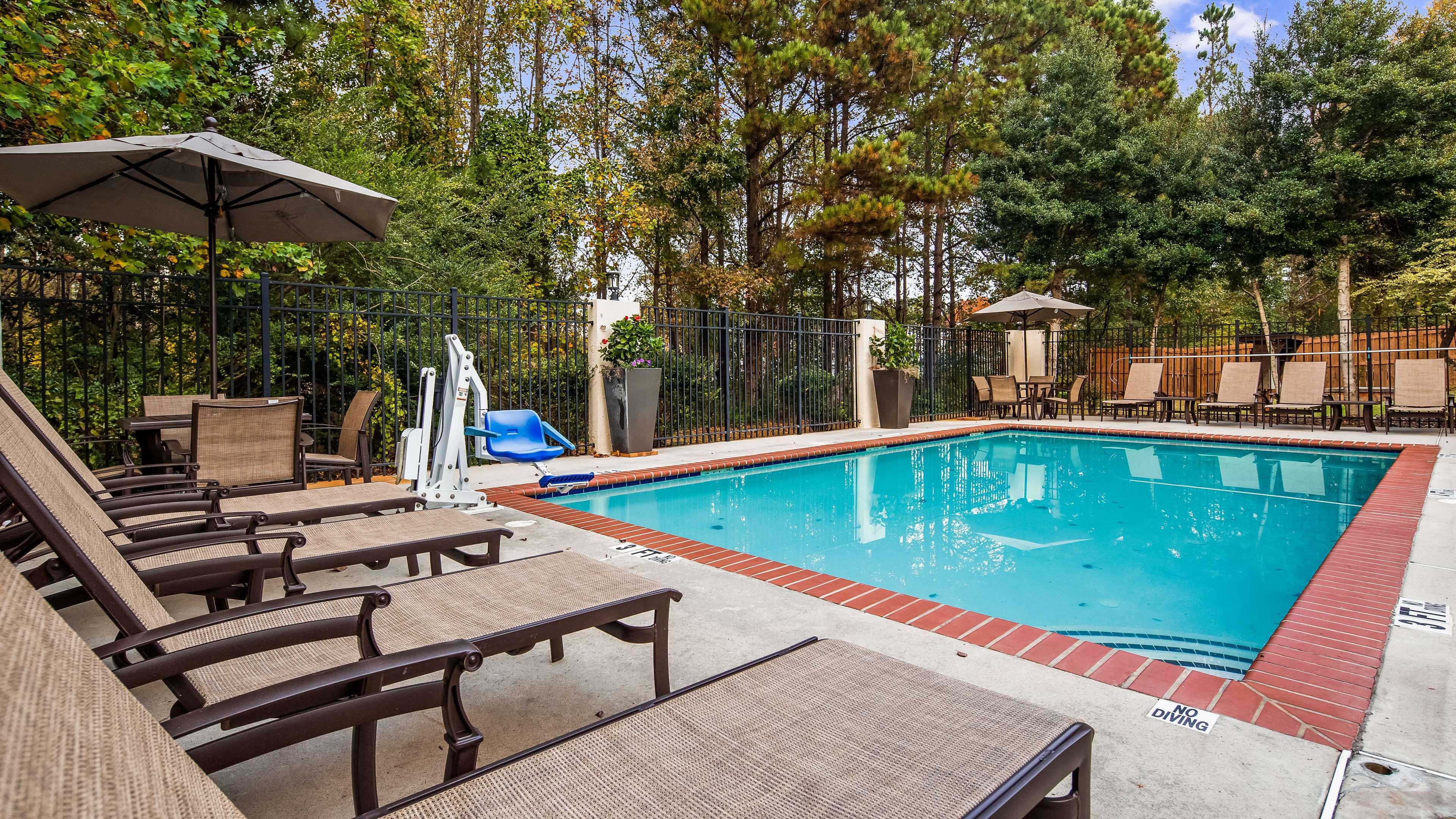 Best Western Shenandoah Inn Ньюнен Экстерьер фото
