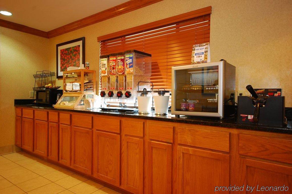 Best Western Shenandoah Inn Ньюнен Ресторан фото