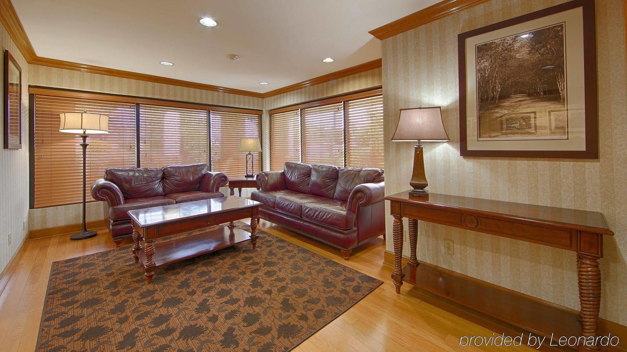 Best Western Shenandoah Inn Ньюнен Экстерьер фото