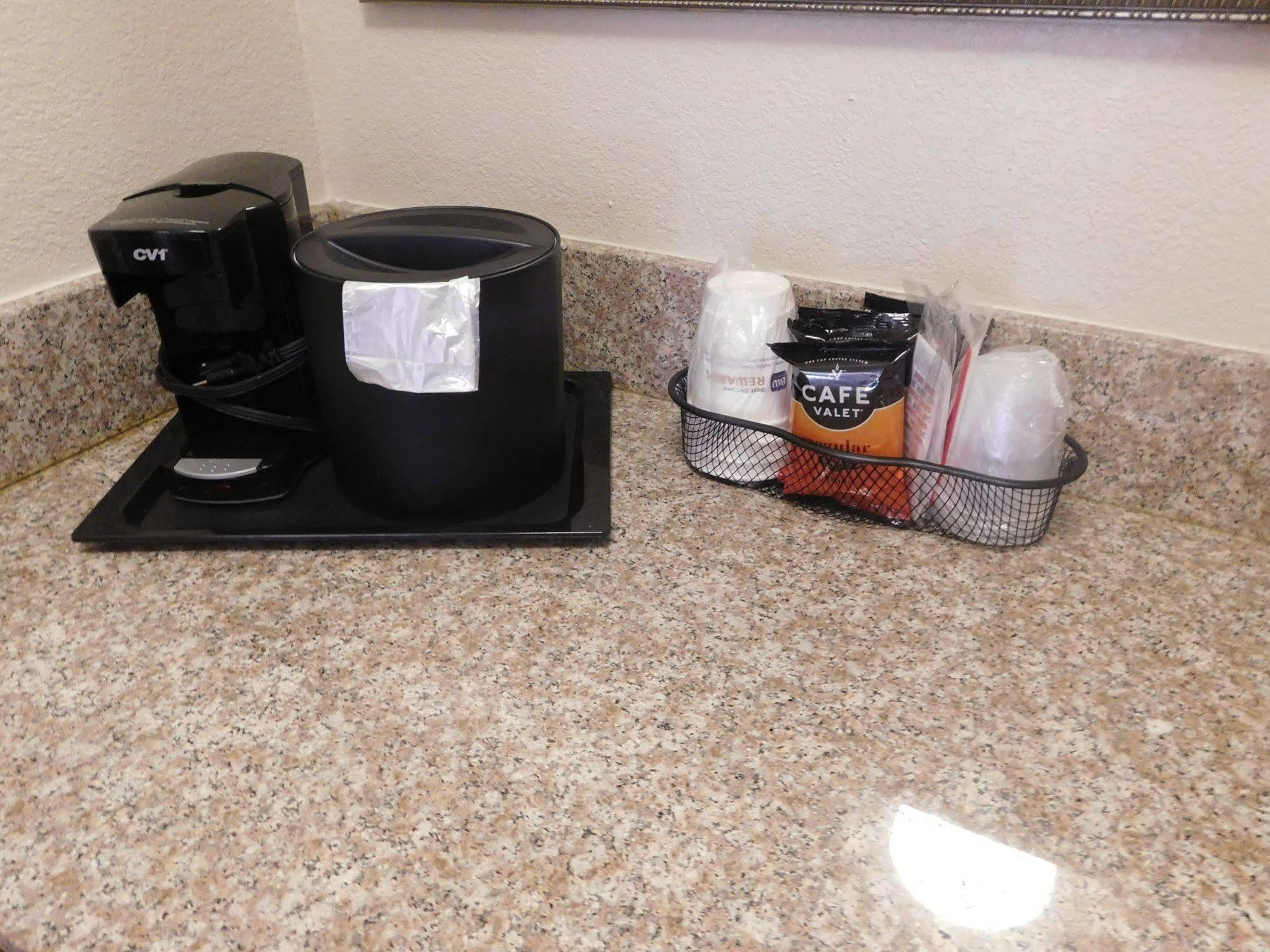 Best Western Shenandoah Inn Ньюнен Экстерьер фото